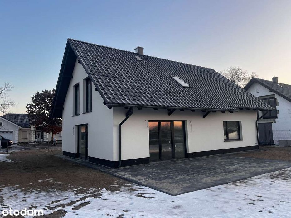 Nowy dom położony 400 m od jeziora - możliwe wykończenie "pod klucz"