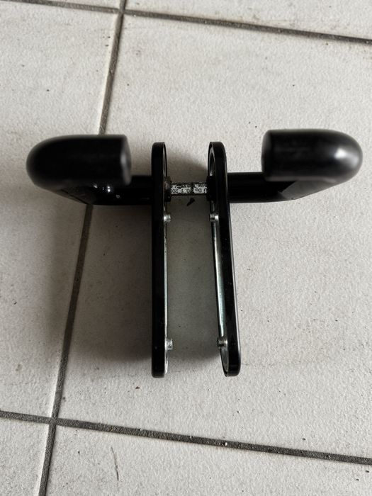 Puxador para porta corta-fogo