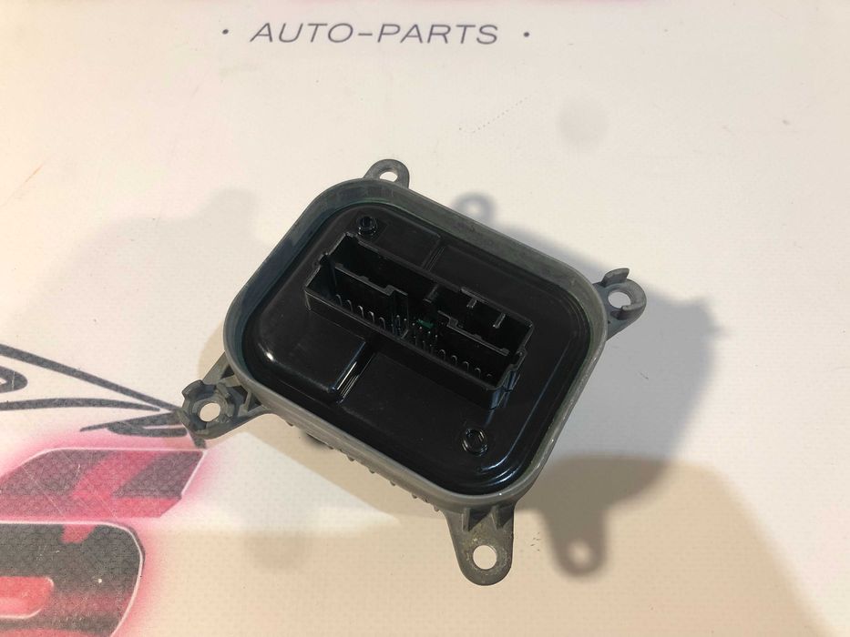 Balastro Modulo LED TESLA MODEL 3 MODEL Y Direito Original