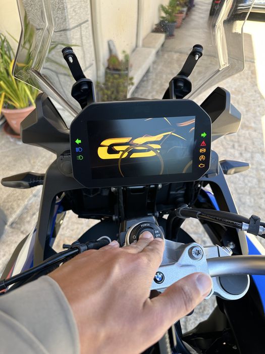 Mota BMW F800 gs ( Full extras )
