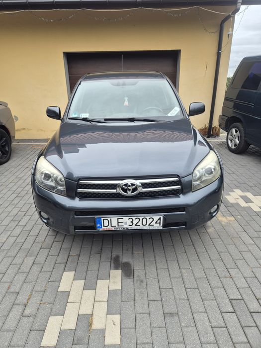 Toyota RAV-4
