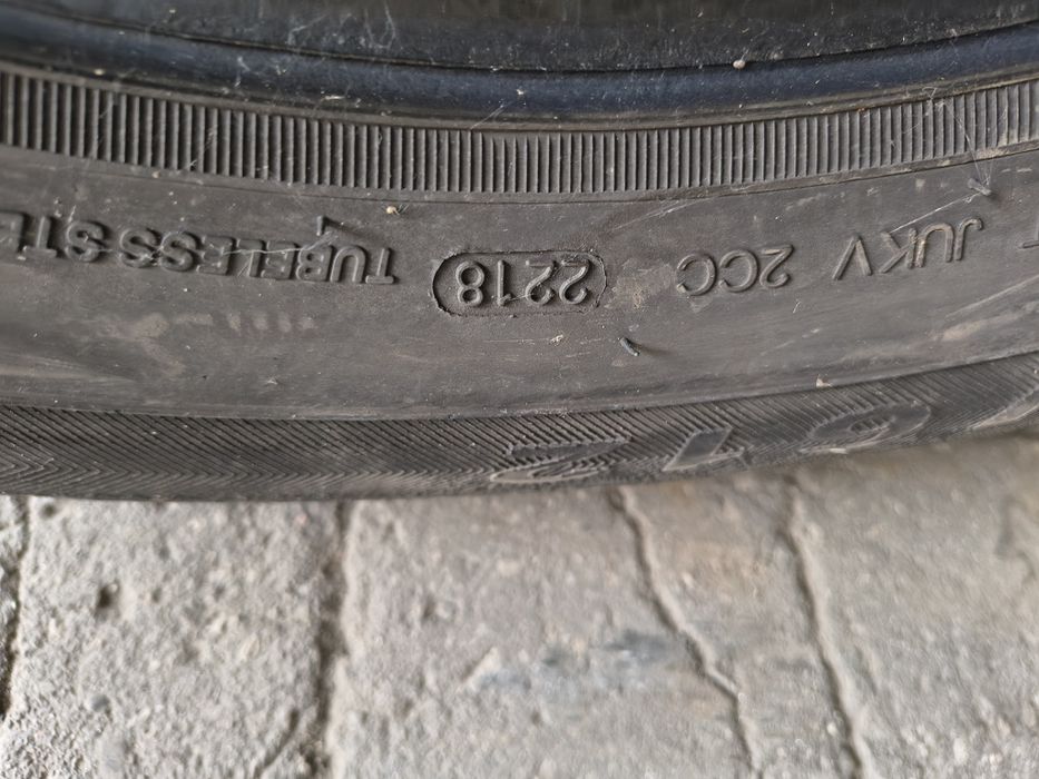 Opony  Zimowe Dostawcze Goodride 215/65/16C SW 612