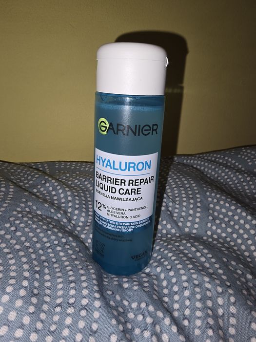 Garnier esencja nawilżająca