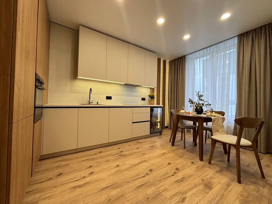 Продаж Євро3кімнатна з РЕМОНТОМ м. Ірпінь ЖК Сіті Парк. .