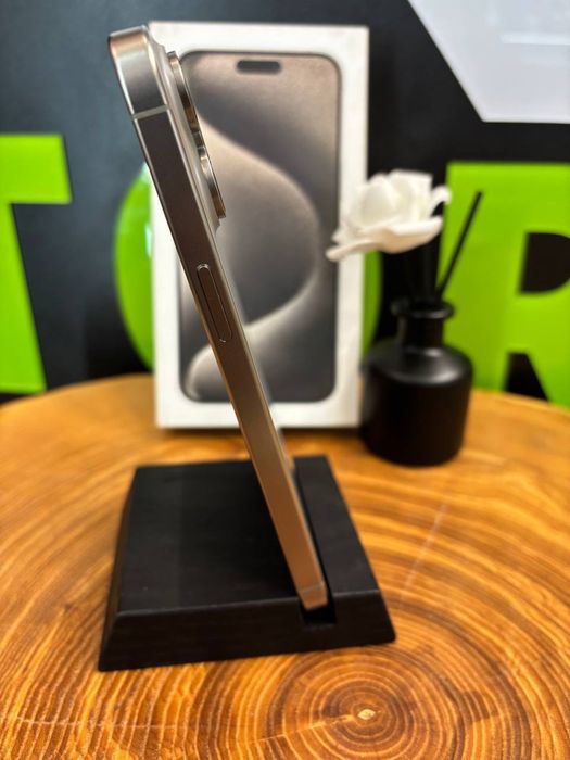 iPhone 15 Pro Max 256 Gb Titanium 87% акб
