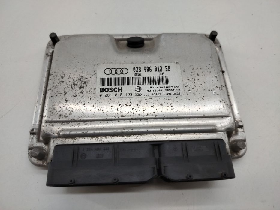 Centralina de Motor - AUDI A3 (8L1) | 96 - 06