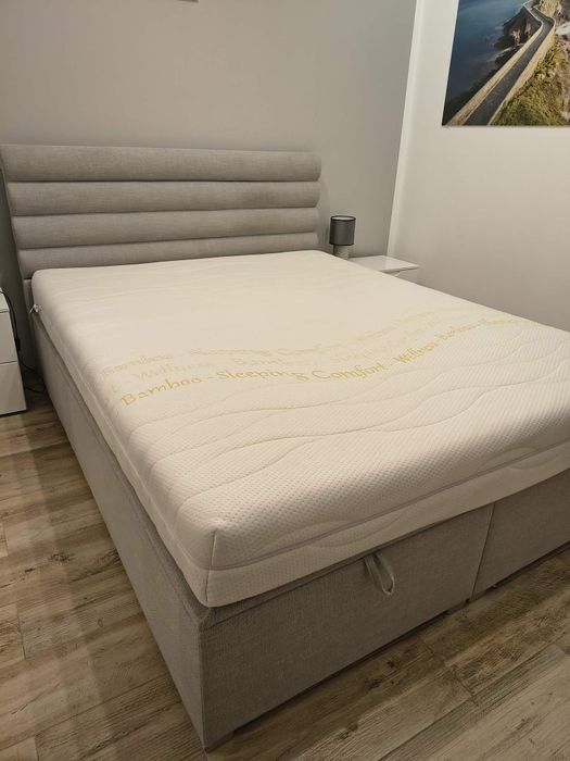 Łóżko 160 x 200 z materacem