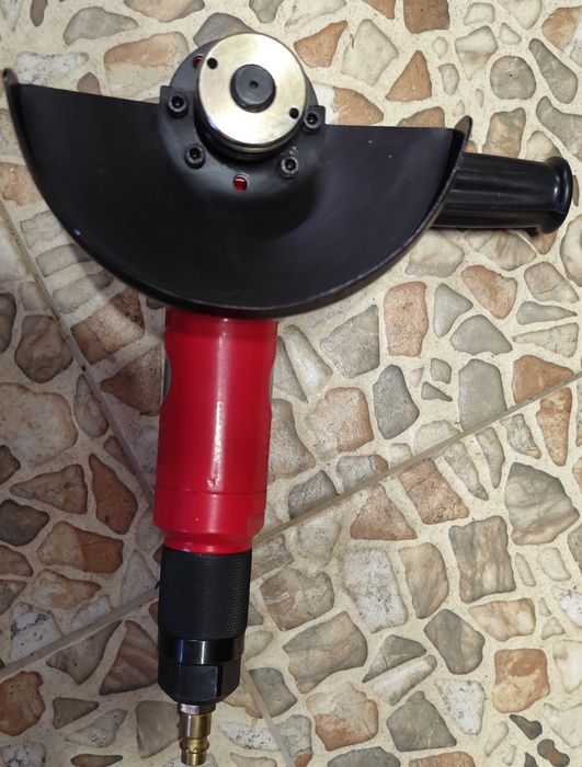 Пневмошліфувальна кутова машина INTERTOOL PT-1202(125мм)