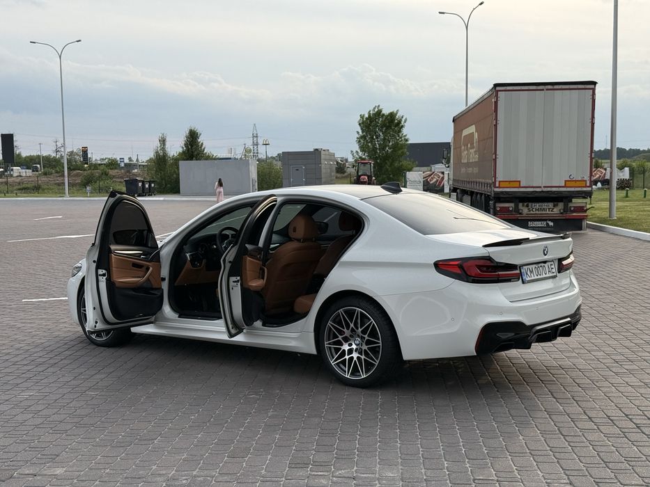 BMW G30 530iX 2017