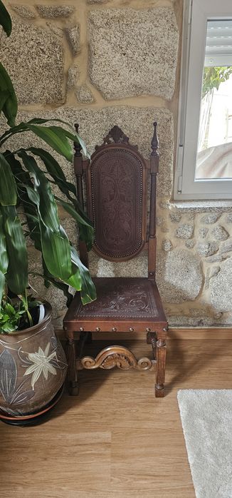 Sala de Jantar Rústica em Madeira Maciça – Conjunto Completo