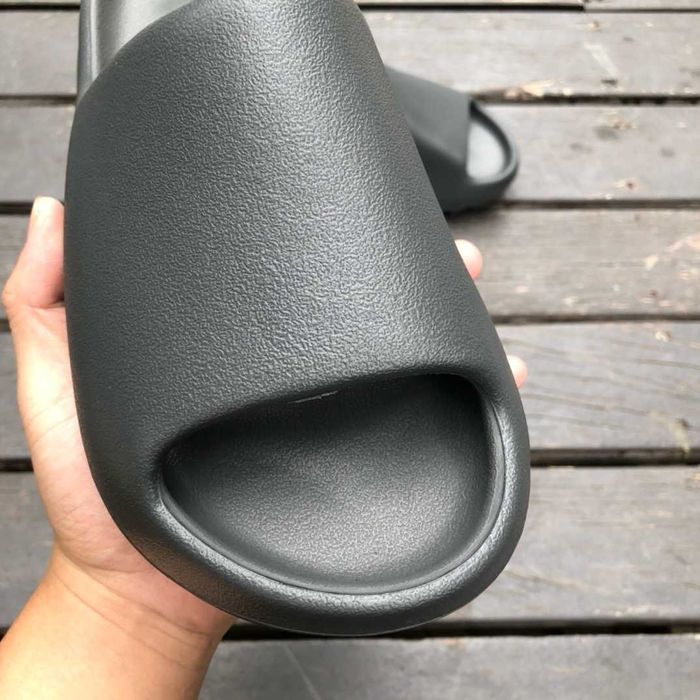 adidas Yeezy Slide Onyx R.41