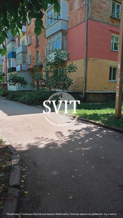 Продам трикімнатну квартиру Черьомушки