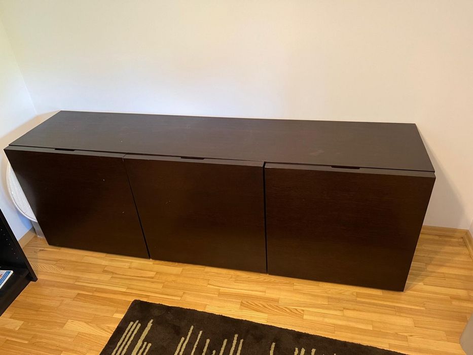 Zestaw mebli z debowego forniru