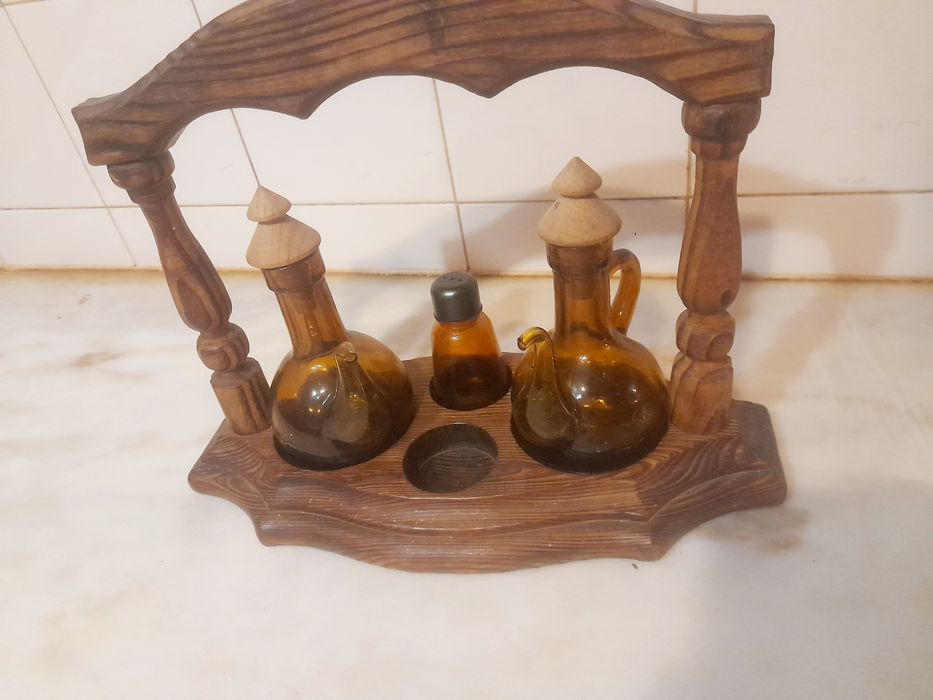 Rustic Vintage-Style Condiment Set445334761139097604