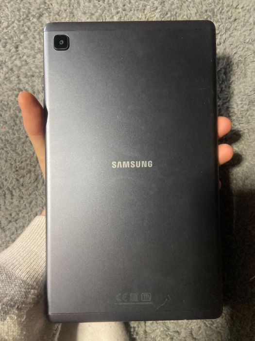 Планшет самсунг в гарному стані