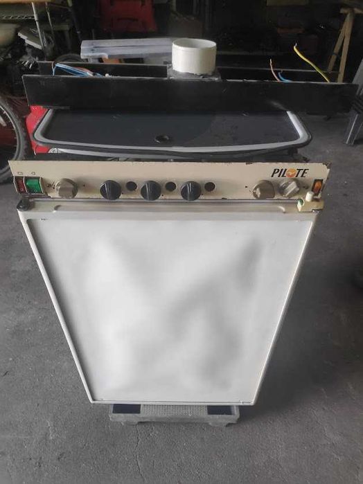 acessorios de autocaravana frigorifico trimisto e fogão e exaustor