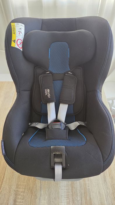 Britax Romer MAX-WAY PLUS  9-25Kg