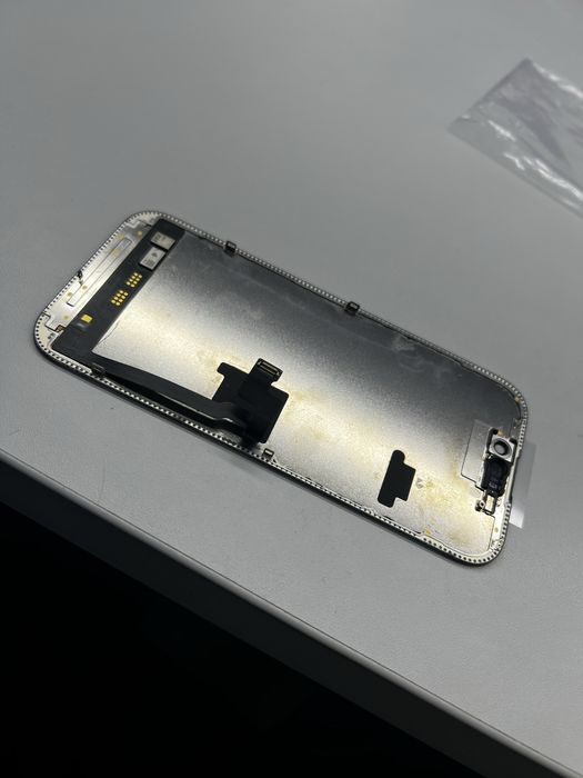 Дисплей iPhone 16 pro оригинал