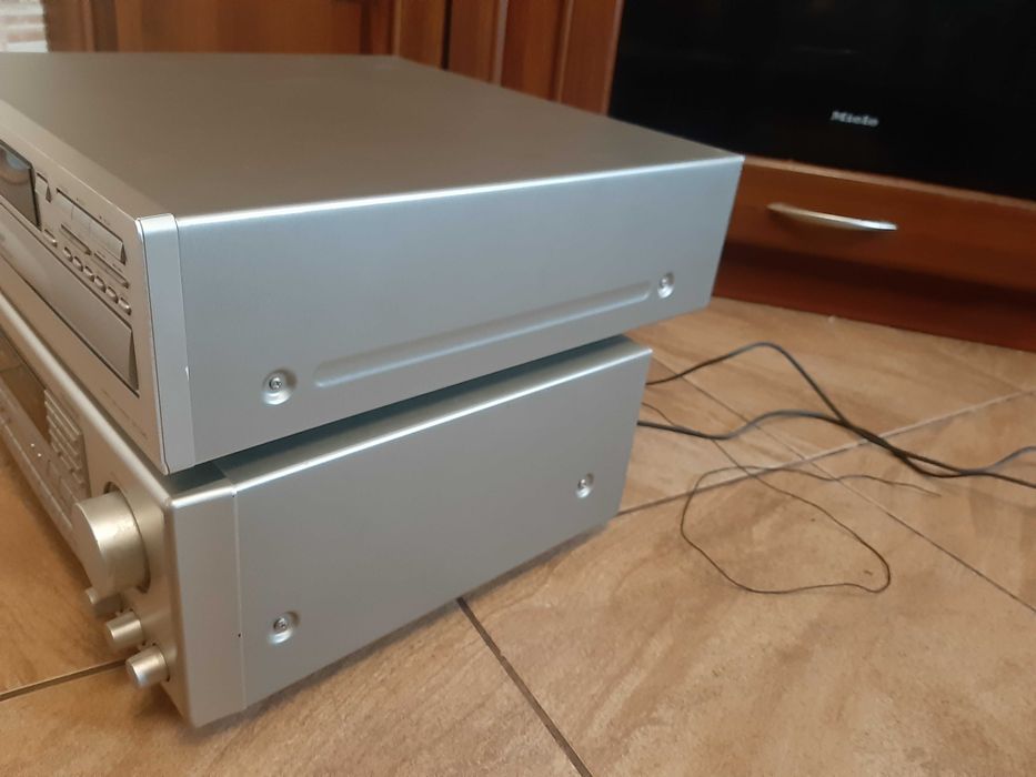 Wieża Onkyo TX-SV535