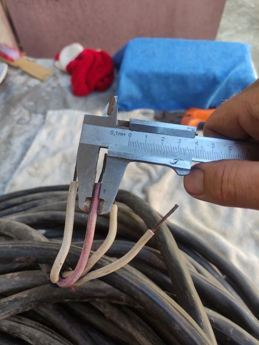 Кабель медный 4 жилы