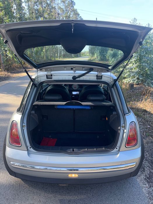 Mini One D 1.4 D ( motor toyota)