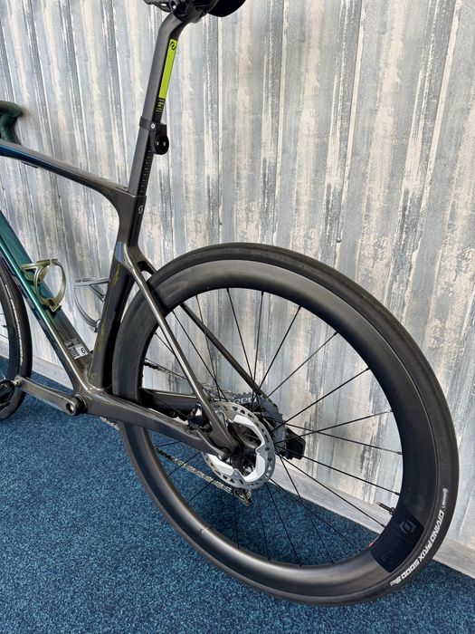 Шосейний велосипед Scott Foil RC 20