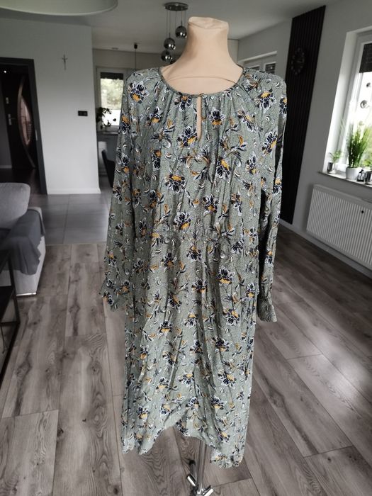 R.48/50 zizzi sukienka oliwkowa w kwiatuszki plus size