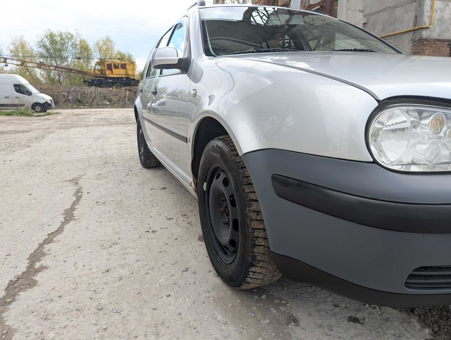Фольцваген Гольф 4 бензин 1.6 VW Golf 4 1.6 MPI