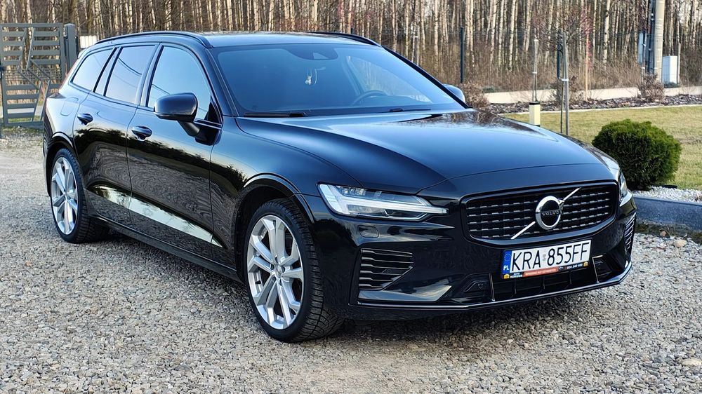 Volvo V60 T6 Recharge AWD R-Design Black Edition | 2022 | 18.8 kWh | FV 23%