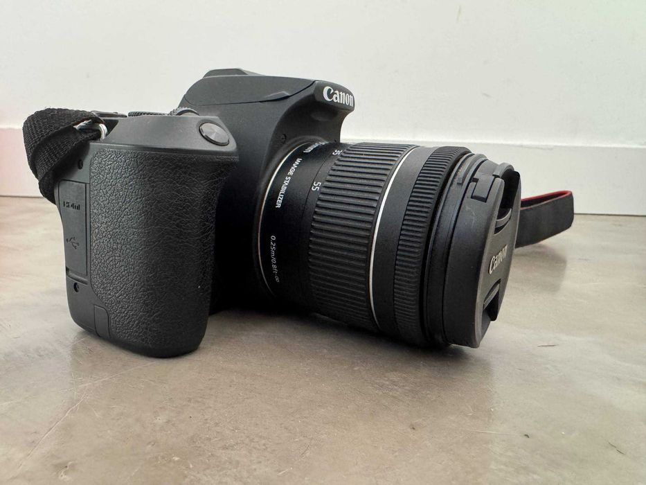 Canon EOS 250D 24M + 18-55mm IS STM, A