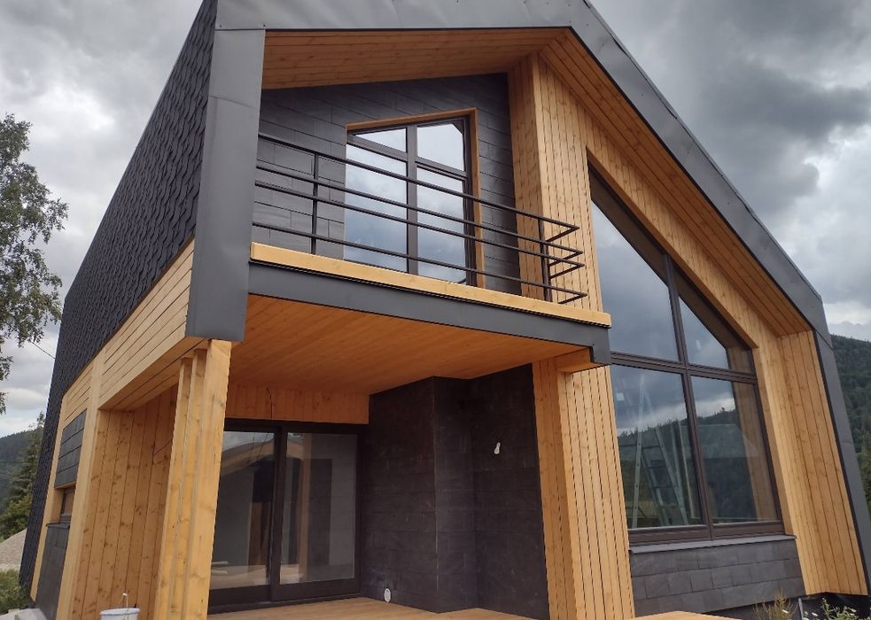 Виготовлення металоконструкцій під замовлення.