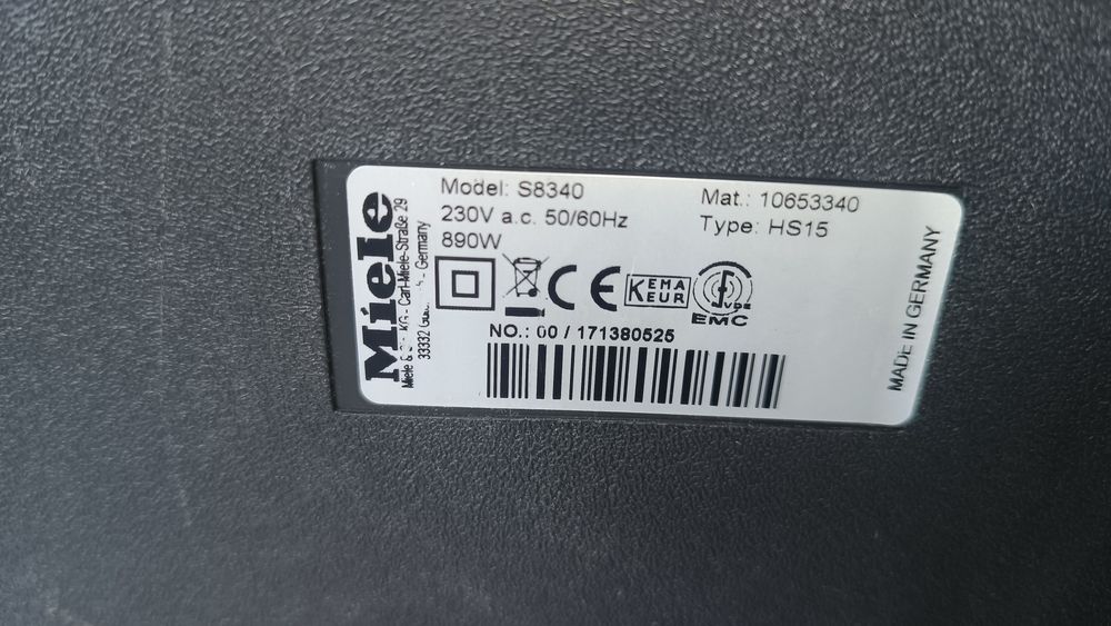 Пилосос Miele S8340
