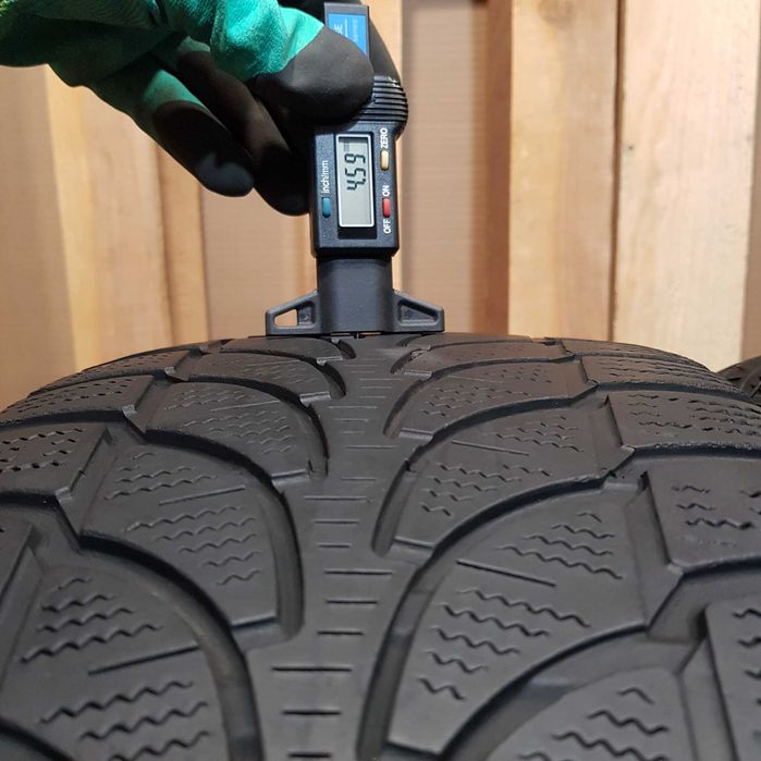 Bridgestone Blizzak LM-80 235/55/17 Шини Зимові (2шт) з Європи б/в Р17