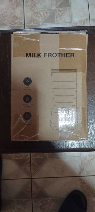 Спінювач молока Symdral NB-MF992 500w
