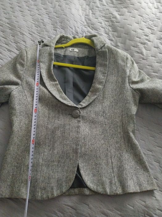 Żakiet rozm.M 30% wełna