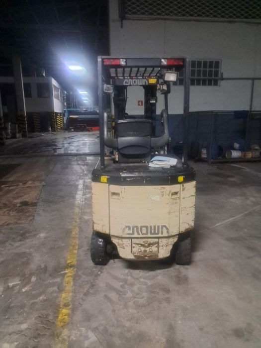 Empilhador crown 2.5