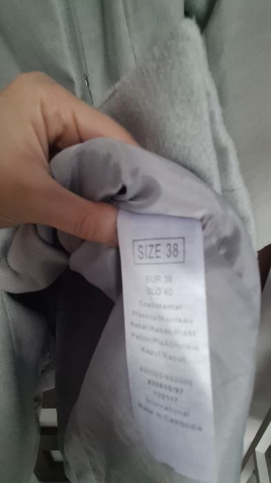 Szary płaszcz Orsay