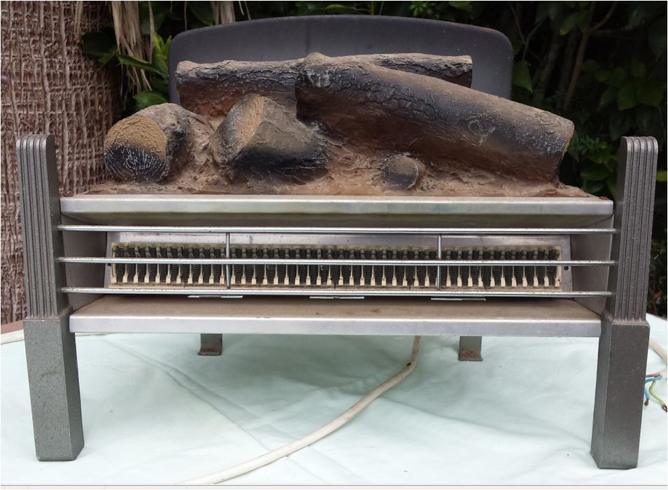 Lareira elétrica e decorativa