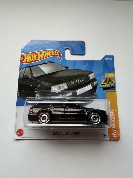 Hot Wheels Audi RS2 Avant 94 czarne + protektor