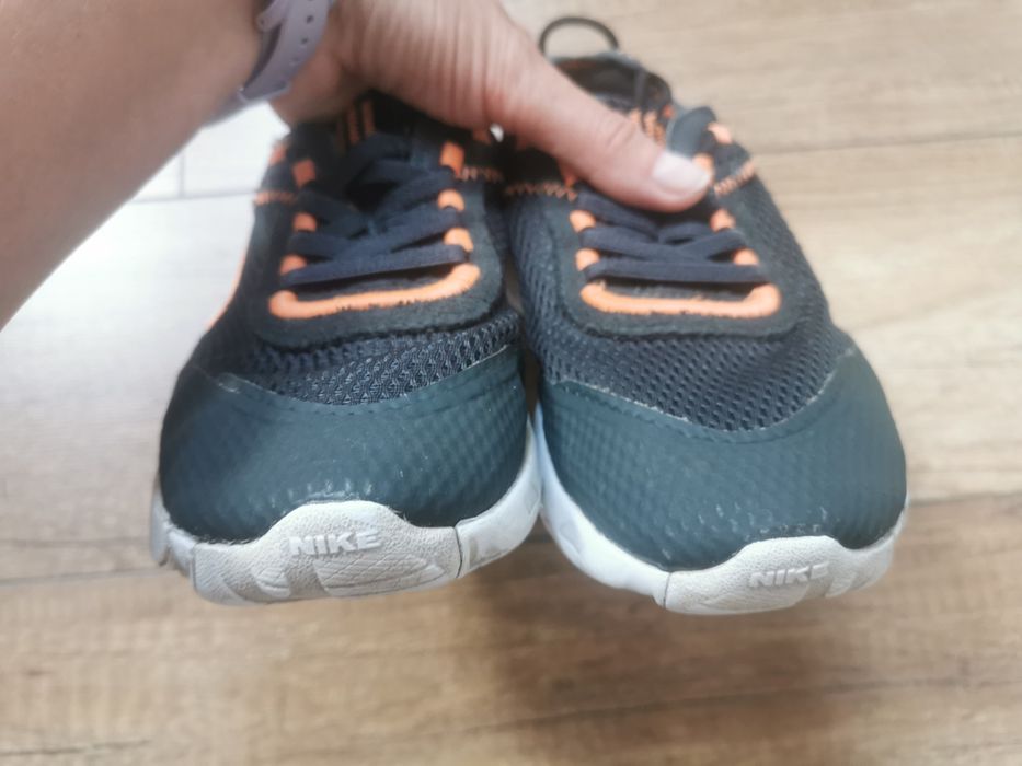 Buty Nike 34/36  dziecięce