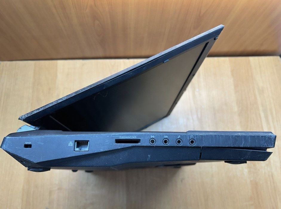 Ігровий ноутбук 17.3" Clevo P370EM