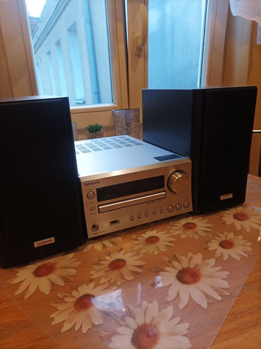 Onkyo CR-535 plus kolumny - oryginał