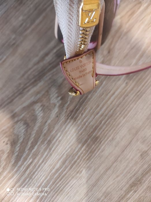 Дуже стильна сумочка фірми LOUIS  VUITTON