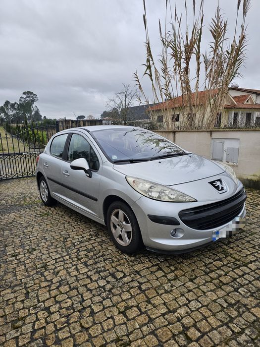 Peugeot 207 1.4i