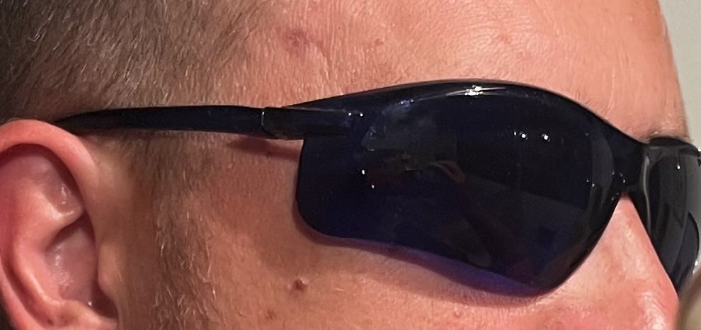 Okulary golfowe do wyszukiwania zagubionych piłek na polu