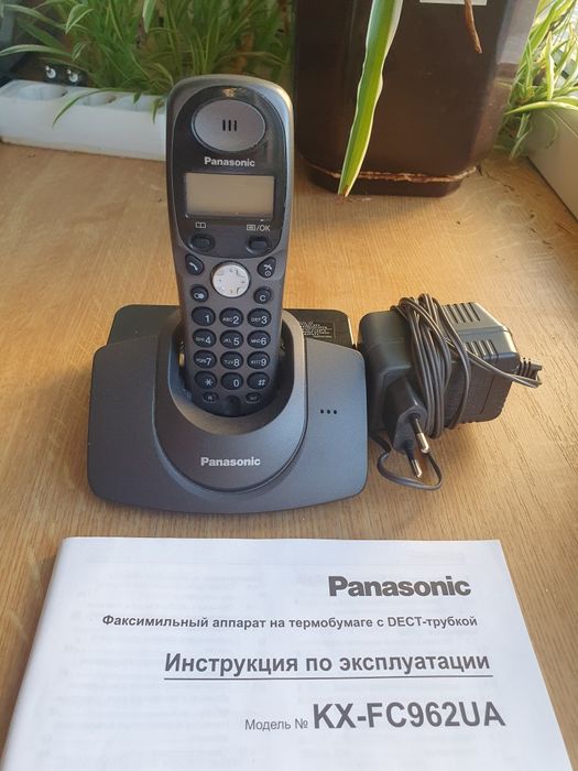 Телефон, факс, автовідповідач Panasonic KX-FC962
