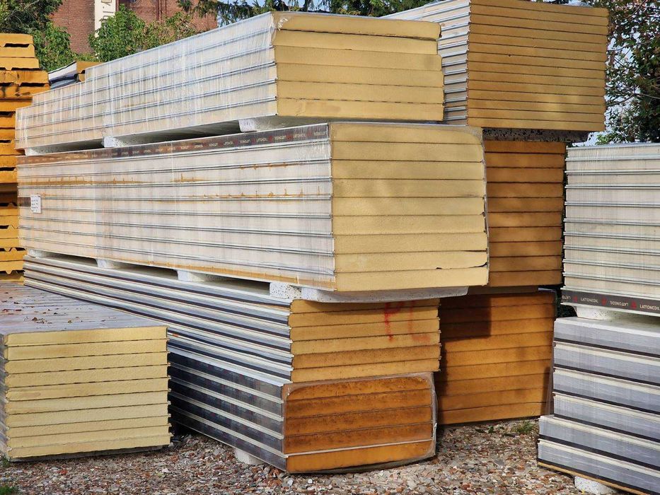 Płyta Warstwowa Płyta ścienna  i dachowa PIR