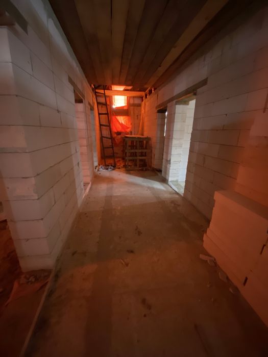 Продається незавершене будівництво