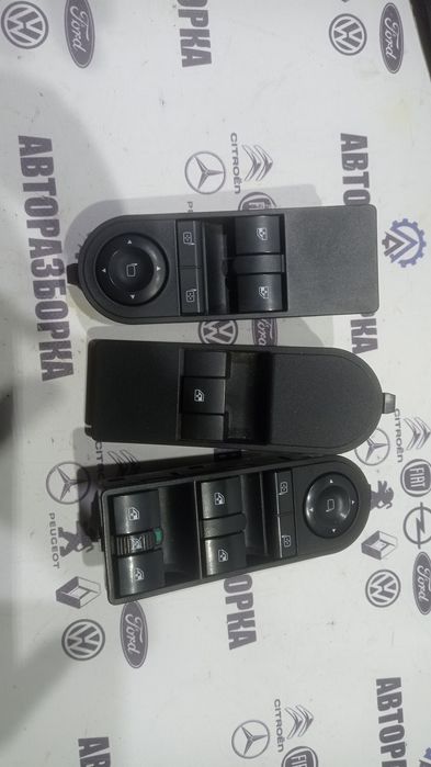 Кнопка блок кнопок склопідіймачів Opel Astra Н Zafira В Опель Астра