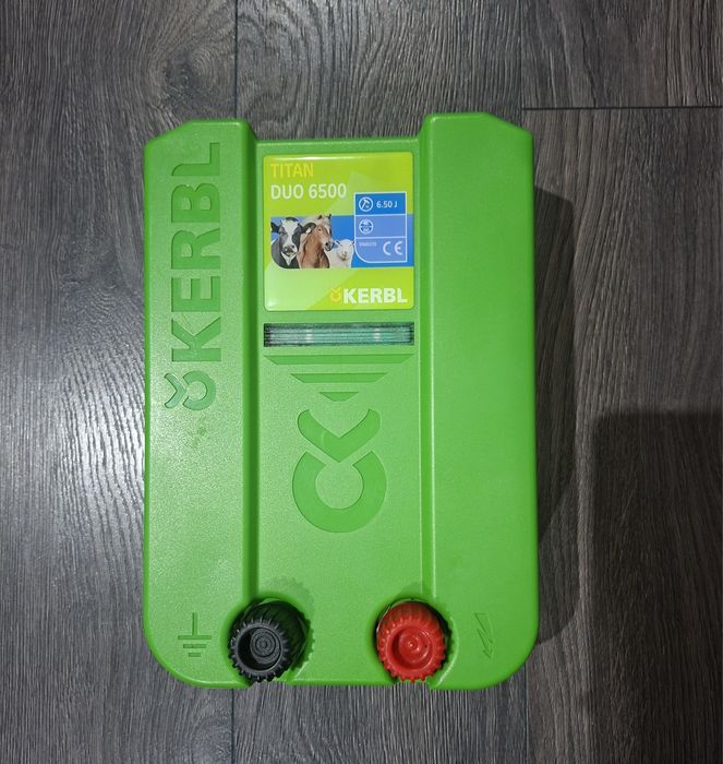 Elektryzator uniwersalny 6,5 J TITAN DUO 6500, na owce, konie, bydło